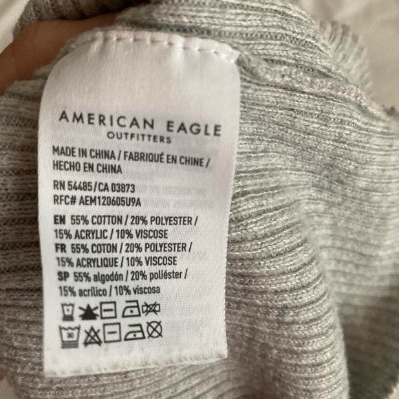 american eagle cropped top - Picture 4 of 7